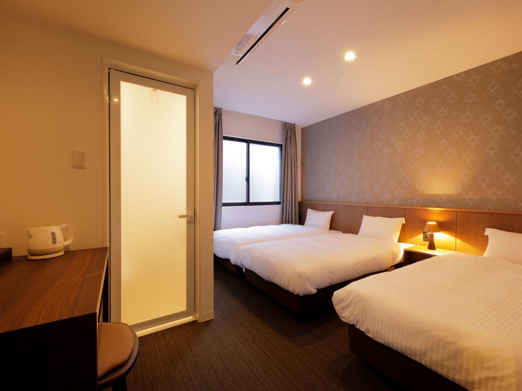 Smart Place Nijojo Horikawa 3* Kyōto